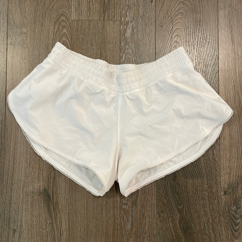 Lulu lemon white shorts. Lined size 8